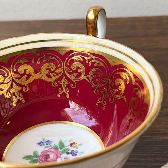Aynsley England Bone China Tea Cup Ruby Red Floral Center 882 - Picture 8 of 16